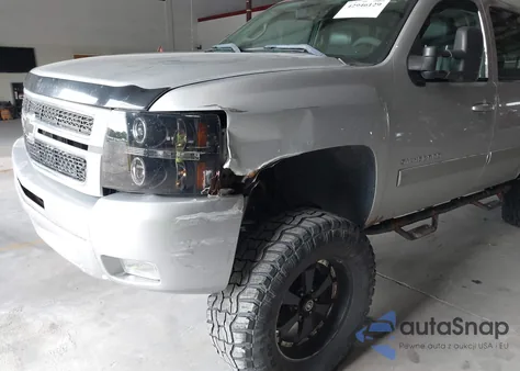 2013 Chevrolet Silverado 1500 Lt z USA, uszkodzony, nr VIN 3GCPKSE73DG213570